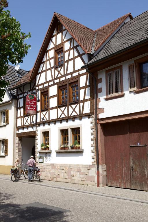 Kleines Landhaus Wendel Hotell Kapellen-Drusweiler Exteriör bild